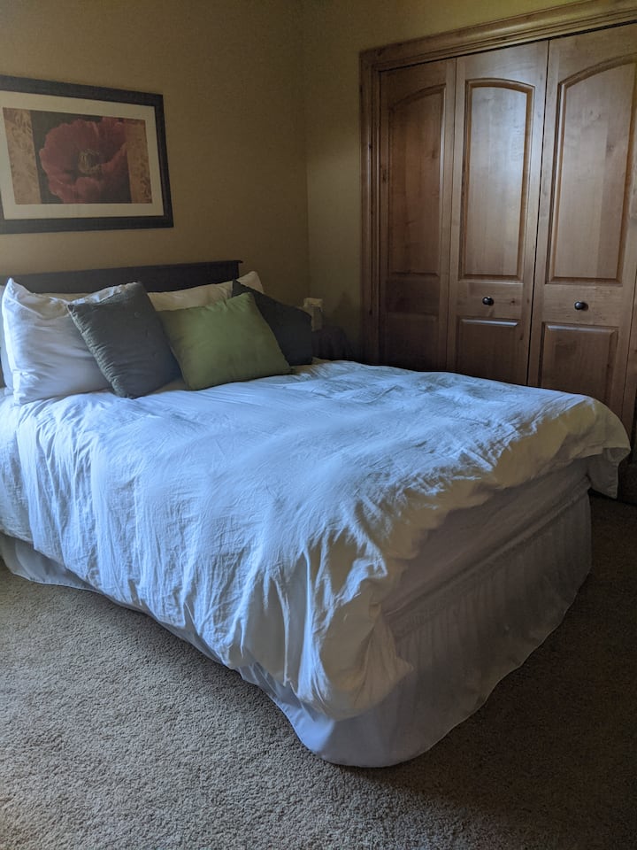 预订包含额外的卧室。我们每晚只向一位房客出租。