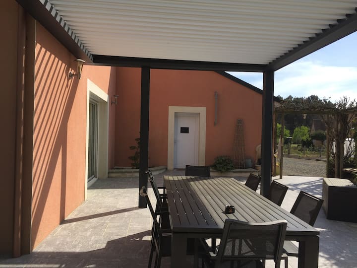 4 Chambres 10 Lits 5 A 12 Pers + - Pays de la Loire