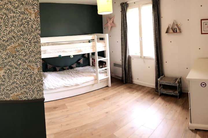 Dormitorio 6 con litera y cajón con colchón