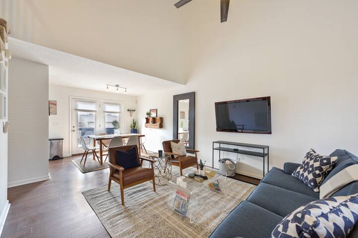 5 Min to Broadway! Walk Downtown-Gulch-Germantown gallery image 3