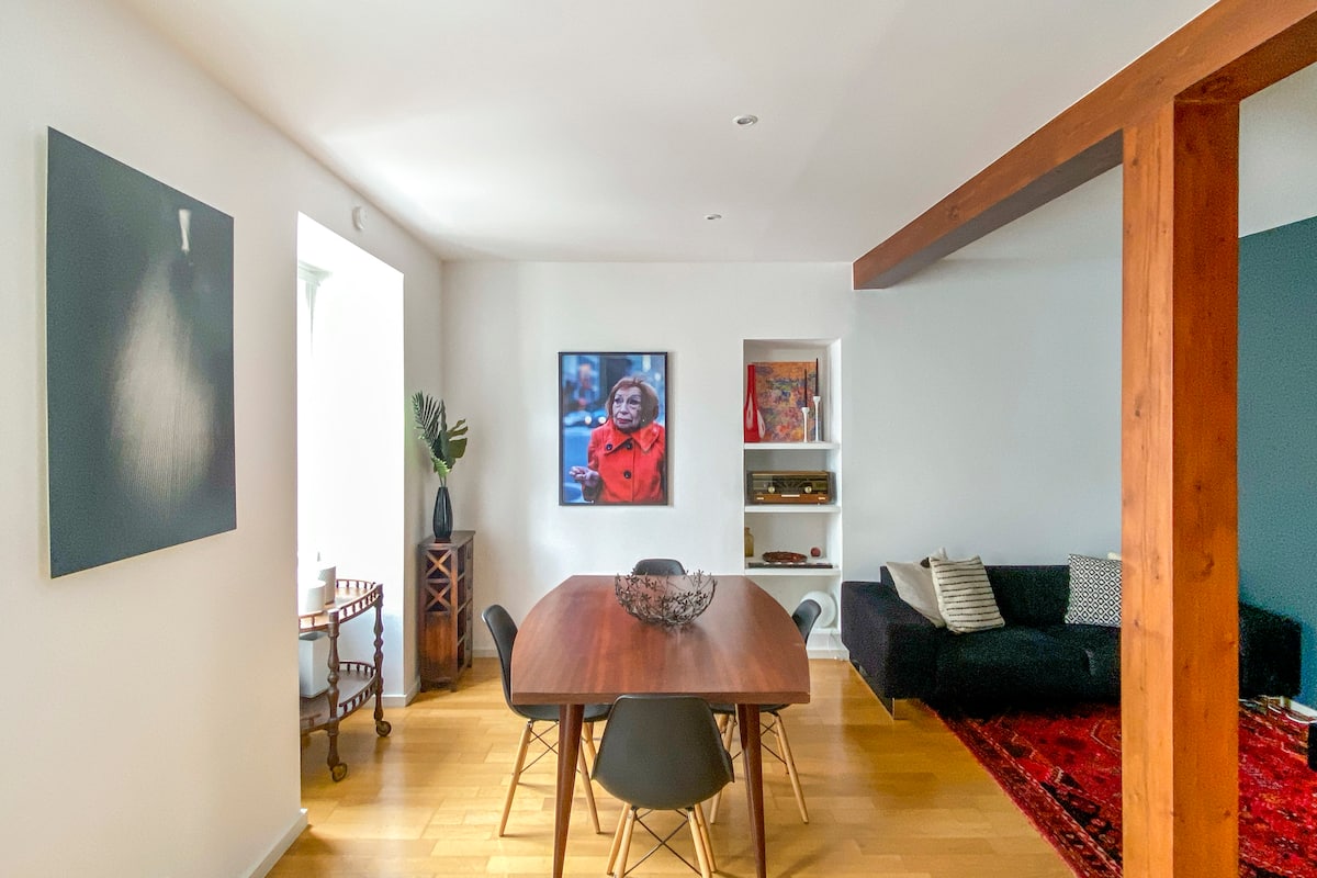Premium Central Lisbon Apartment | Walk Everywhere — living room