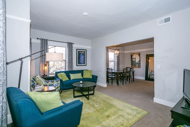 Hip Urban Portland Living in Nob Hill