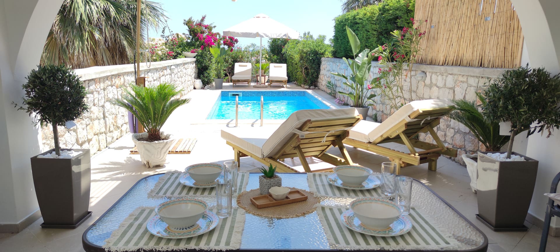 Villa with private pool just 3 minutes from the beach