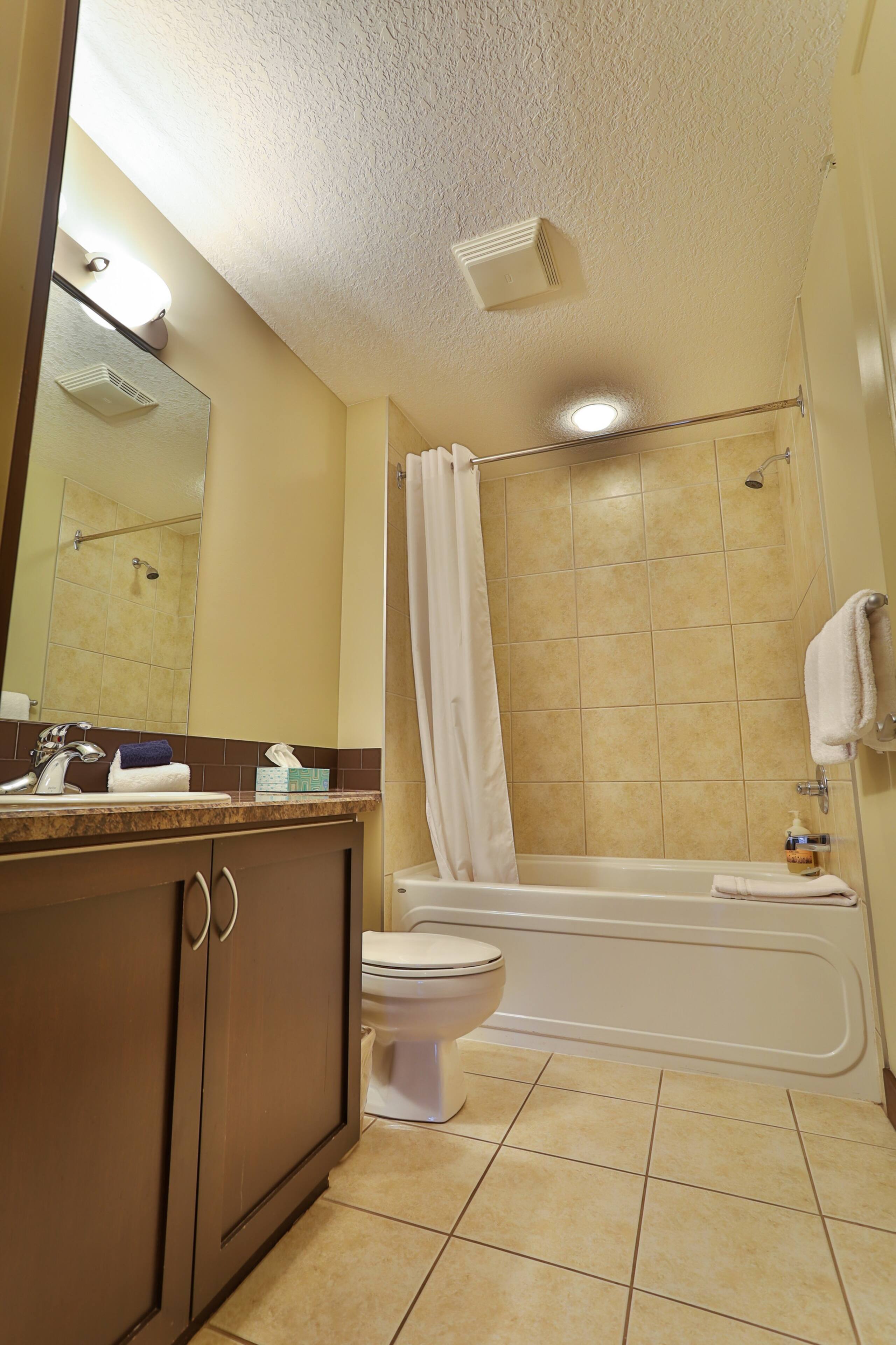 Penthouse with Views | Heated Pool | Steam Room - Photo 26