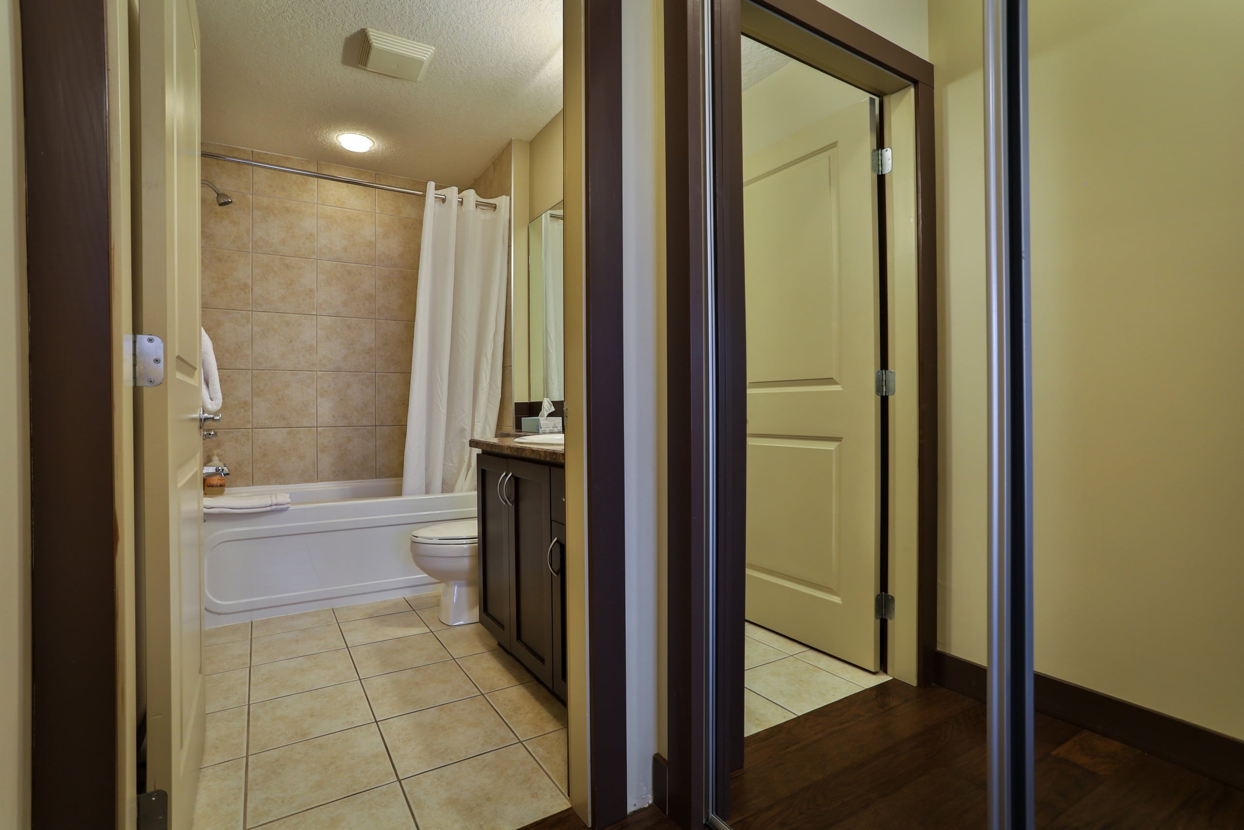 Penthouse with Views | Heated Pool | Steam Room - Photo 34