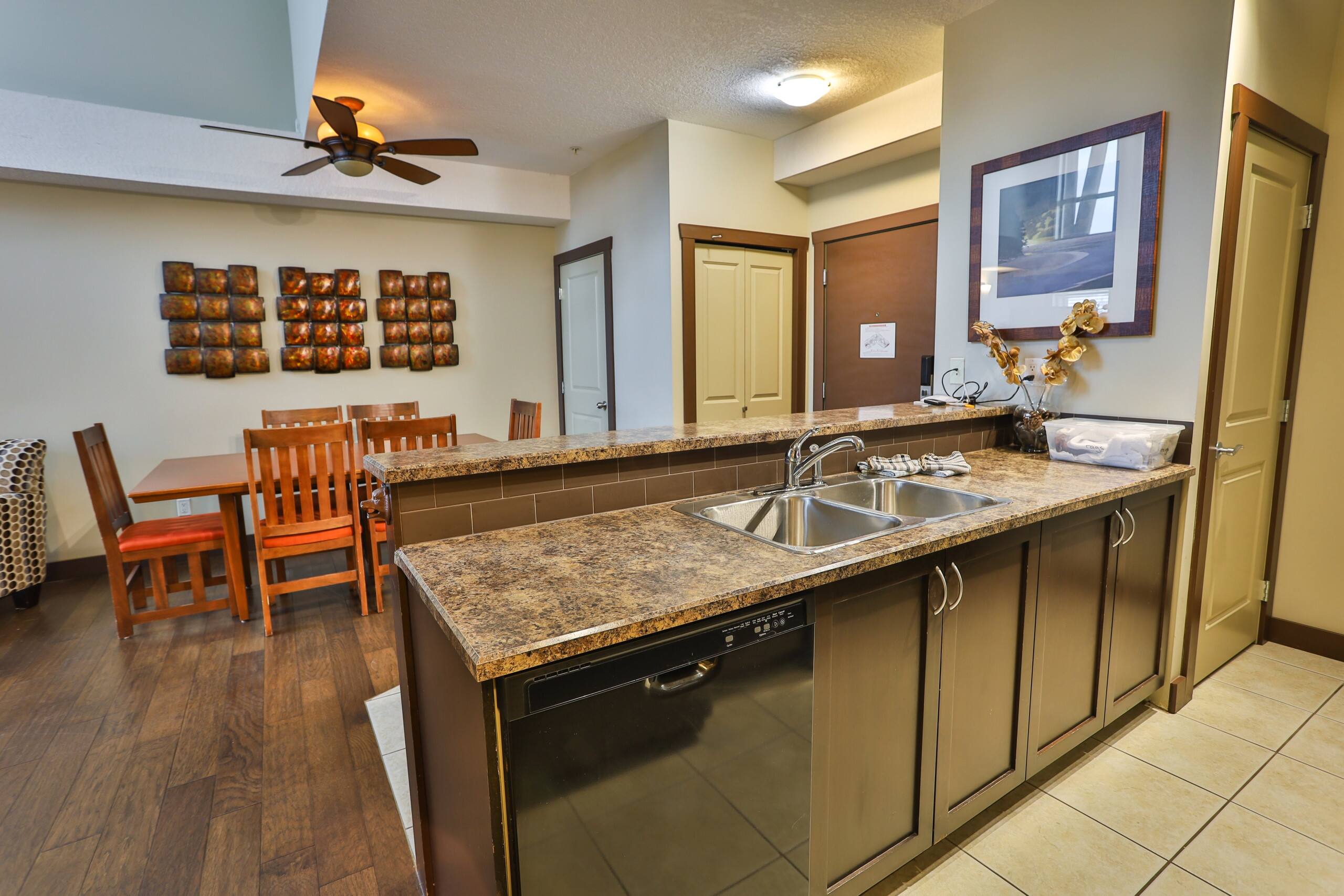 Penthouse with Views | Heated Pool | Steam Room - Photo 18