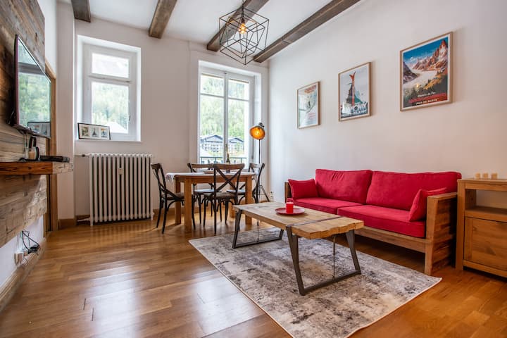 Majestic Apartment In Historic Building & City Ctr - Chamonix-Mont-Blanc
