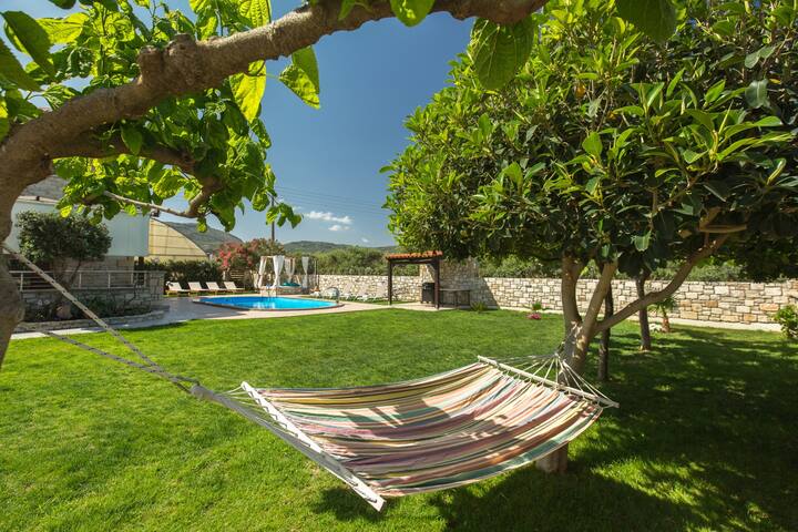 30m to the Beach-Stone villa-Private Pool -Seaview gallery image 2