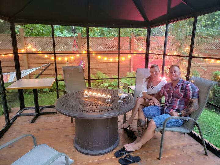 Romantic Jamaica suite Ottawa Riverfront B&B Bed and breakfasts for