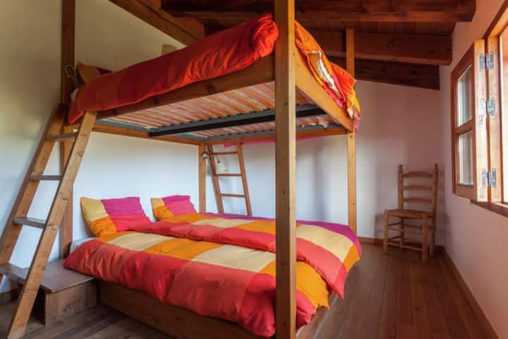 Casa Roja Dormitorio 4 camas