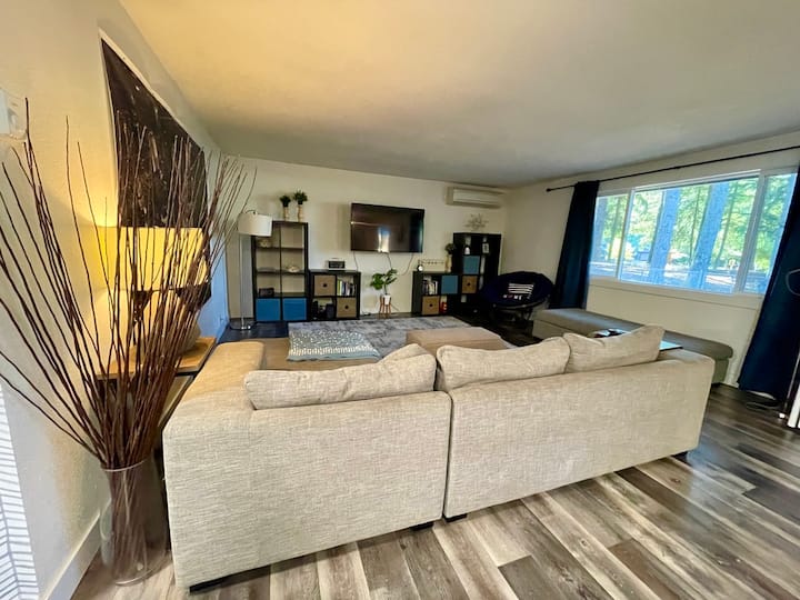 Enjoy This Home Away From Home - Vancouver, WA