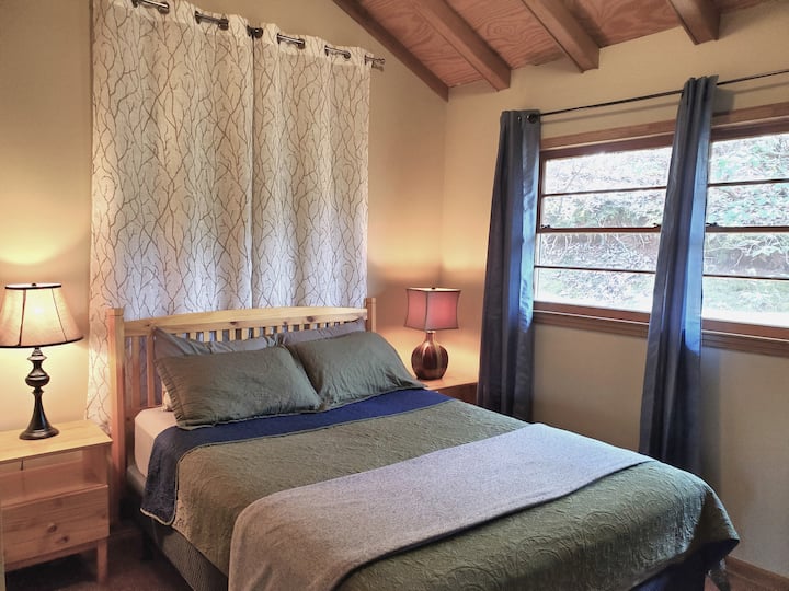 غرفة نوم 2 بسرير بحجم ملكي وأسقف مقببة