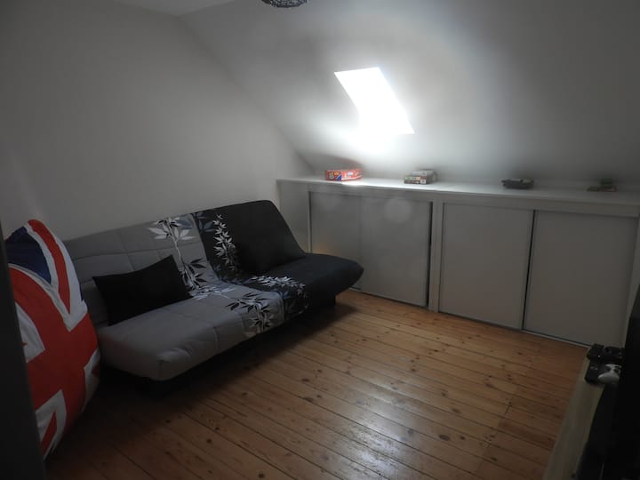 herňa s rozkladacou pohovkou 130/180