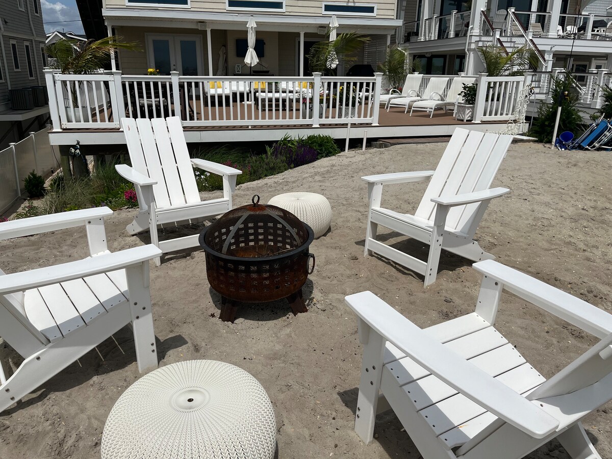 Listing image 7 at Mantoloking Oceanfront Beach House in Mantoloking