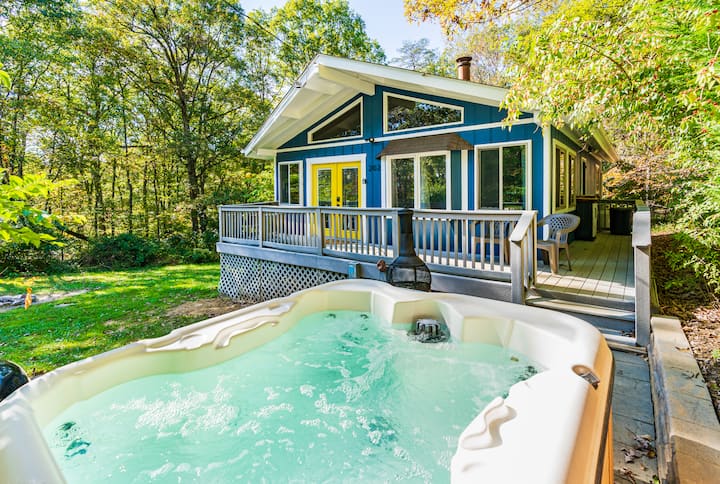 10 Best Cabins With Hot Tub In Shenandoah Valley, Virginia - Updated 2024 |  Trip101