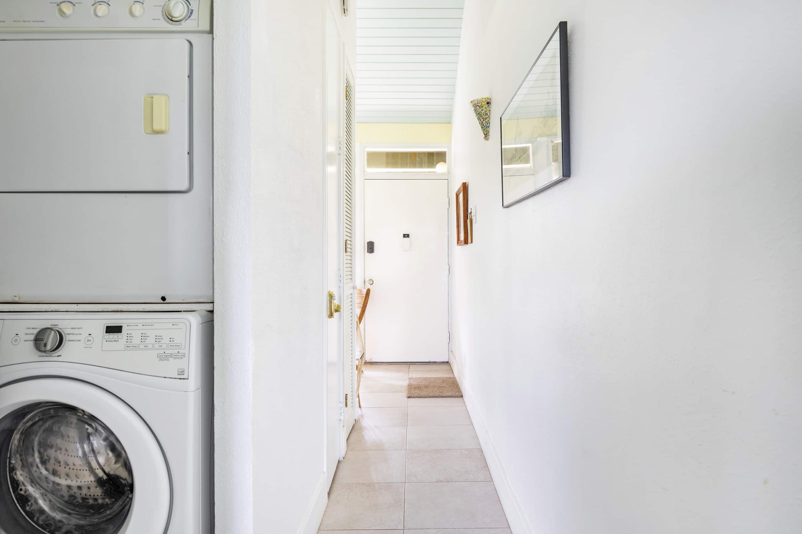 Condo in Kahuku · ★4.87 · 1 bedroom · 2 beds · 1 private bath - Image 16