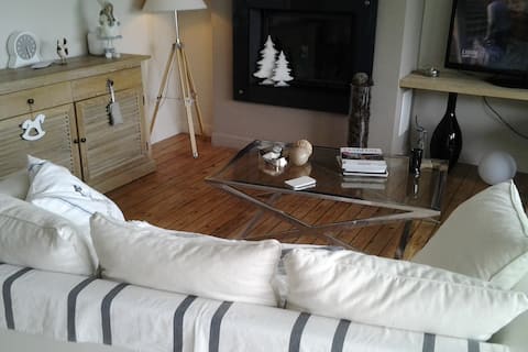 Top performing Airbnb: 100 m2 beautiful luxury townhouse near the beach in Royan