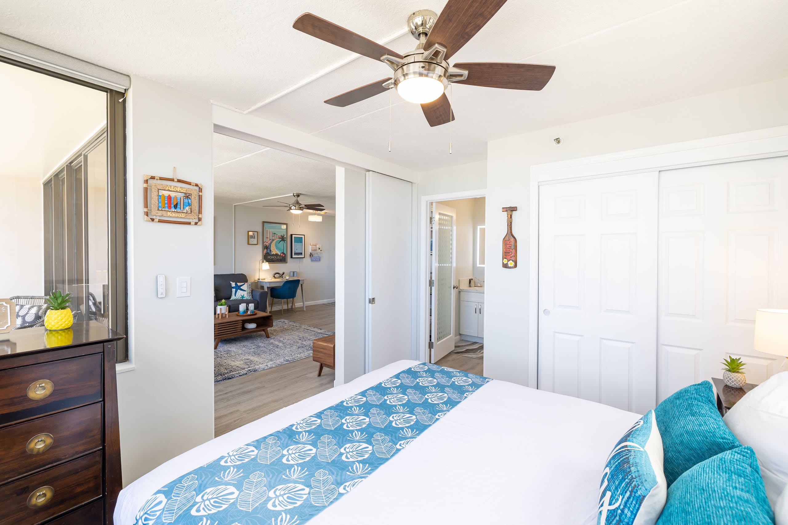 Condo in Honolulu · ★4.9 · 1 bedroom · 2 beds · 1 private bath - Image 20