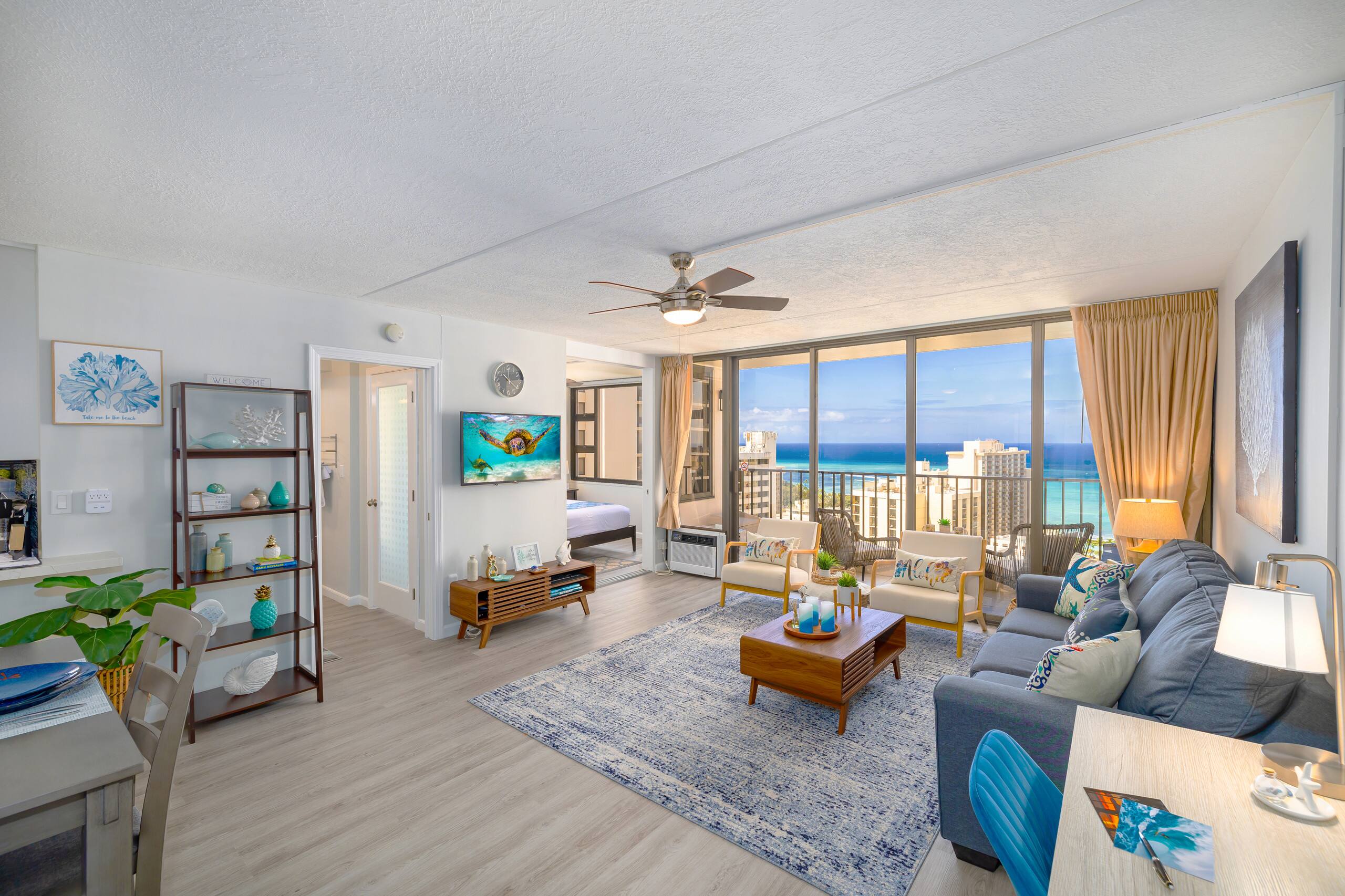 Condo in Honolulu · ★4.9 · 1 bedroom · 2 beds · 1 private bath - Image 4