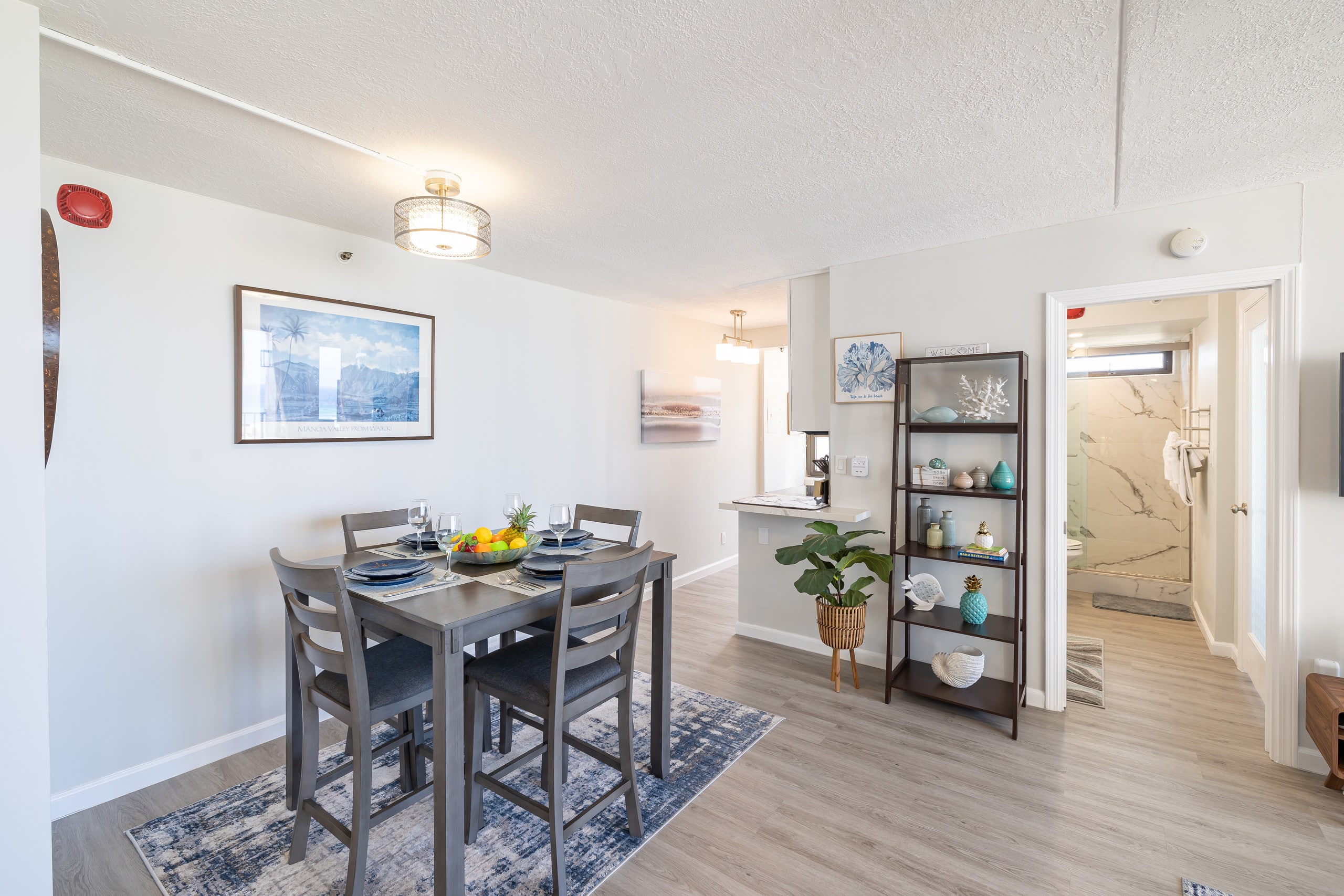 Condo in Honolulu · ★4.9 · 1 bedroom · 2 beds · 1 private bath - Image 16