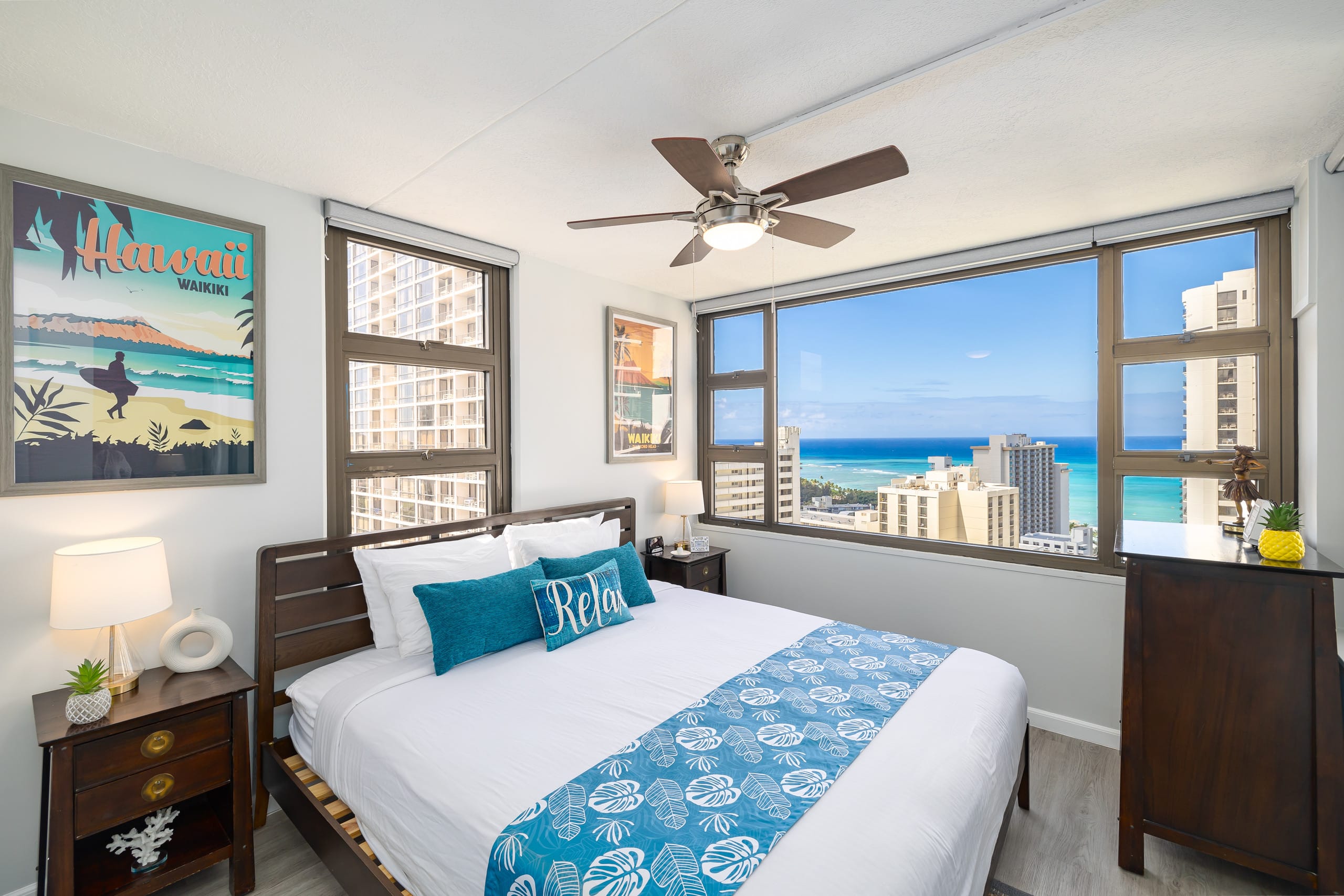 Condo in Honolulu · ★4.9 · 1 bedroom · 2 beds · 1 private bath - Image 17