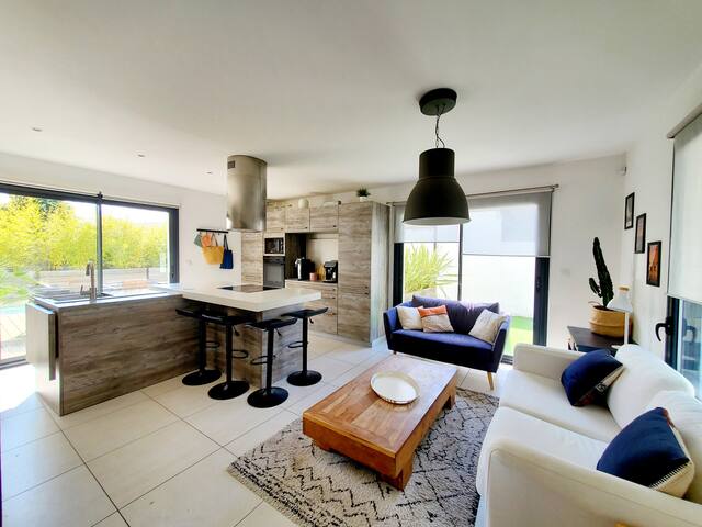 Jolie maison avec piscine chauffée et sécurisée gallery image 5