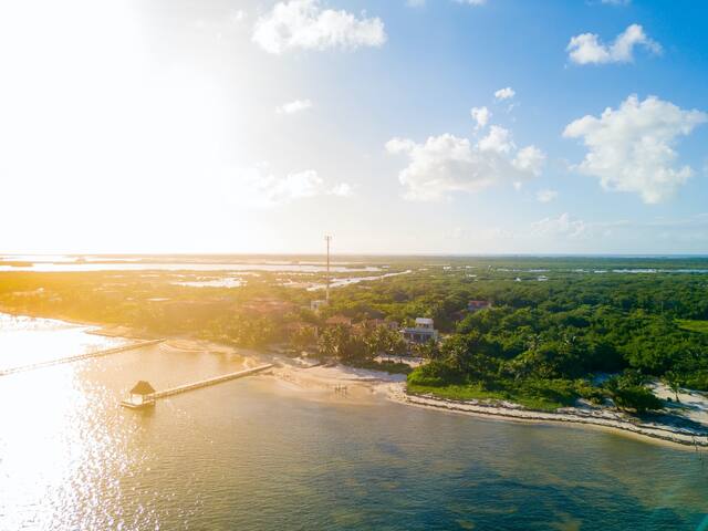 BEACHFRONT PRIVATE PARADISE house w/ pool & cook! gallery image 4