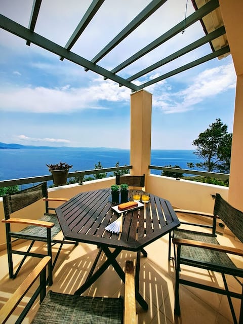 A family holiday home by the sea