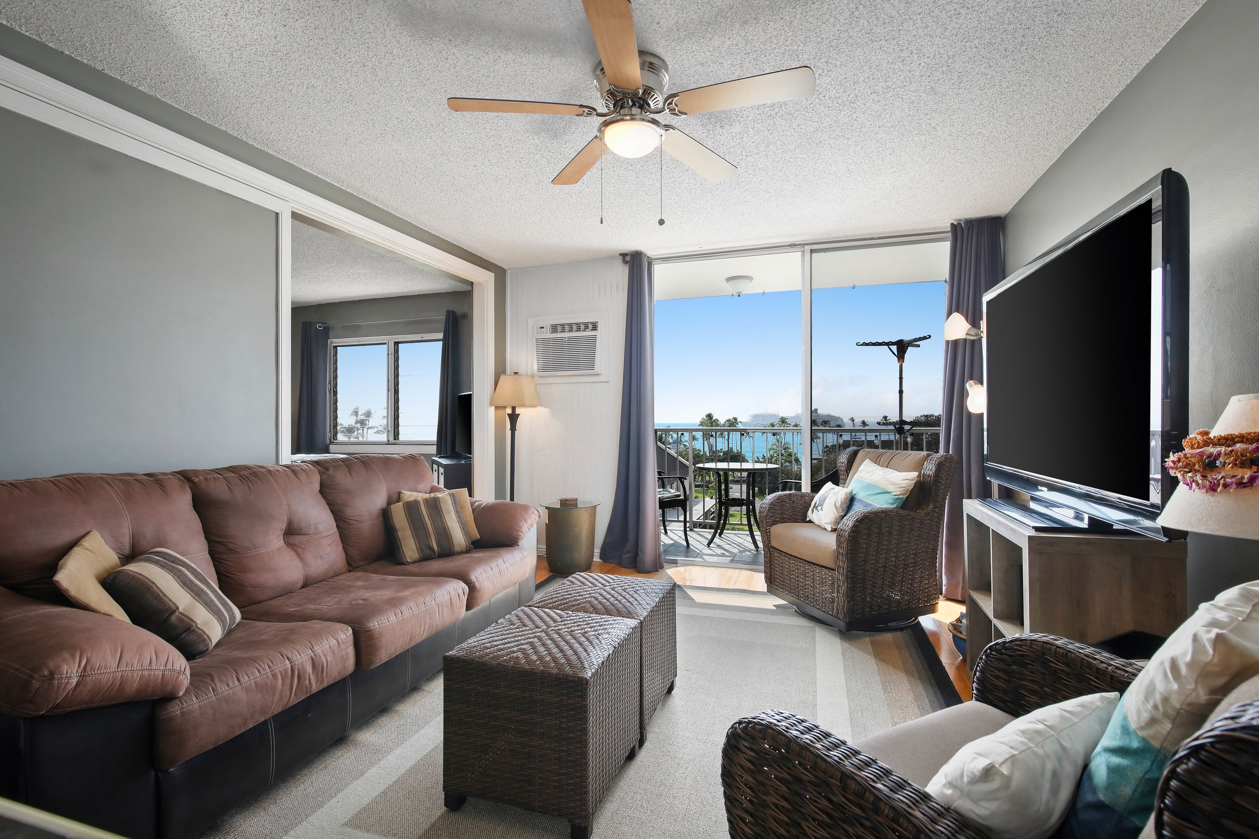Condo in Kailua-Kona · ★4.83 · 1 bedroom · 2 beds · 1 bath - Image 7