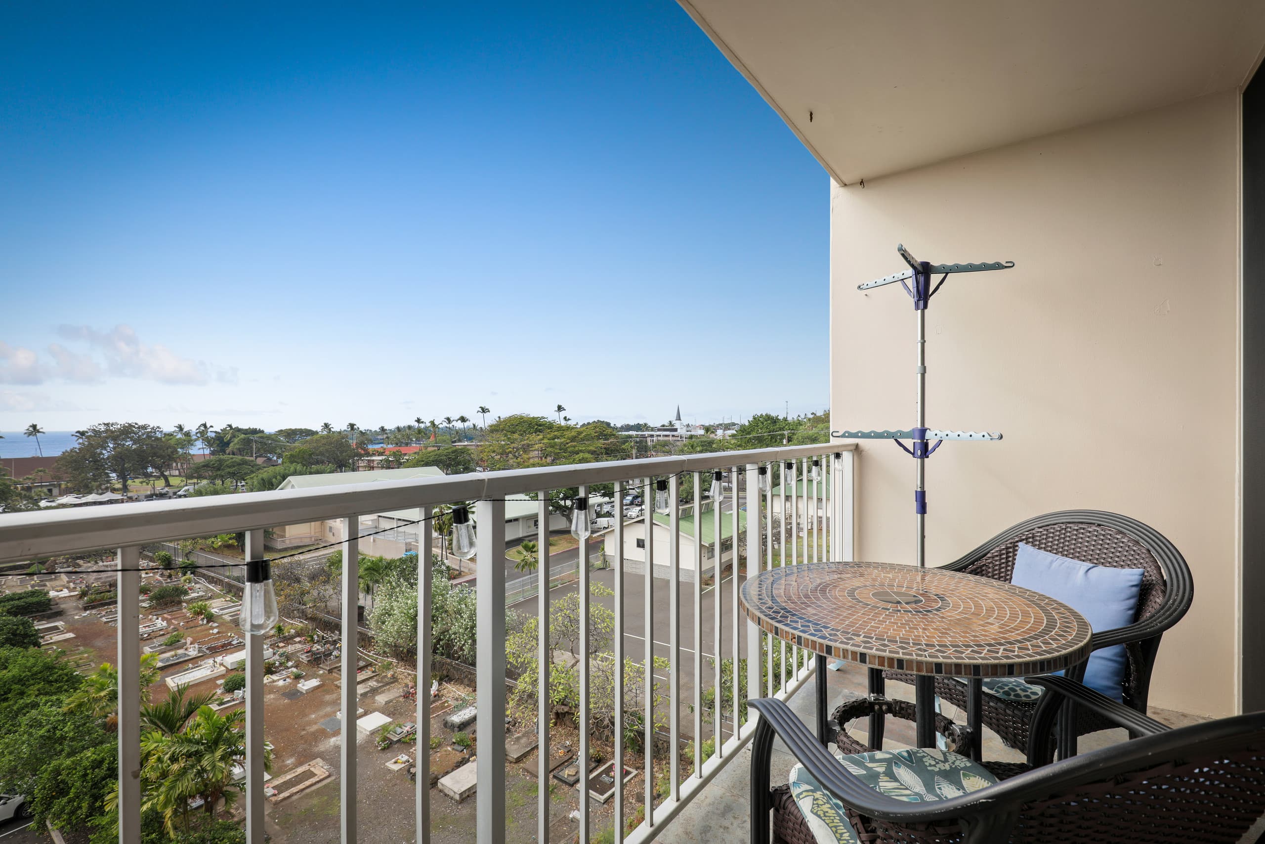 Condo in Kailua-Kona · ★4.83 · 1 bedroom · 2 beds · 1 bath - Image 17