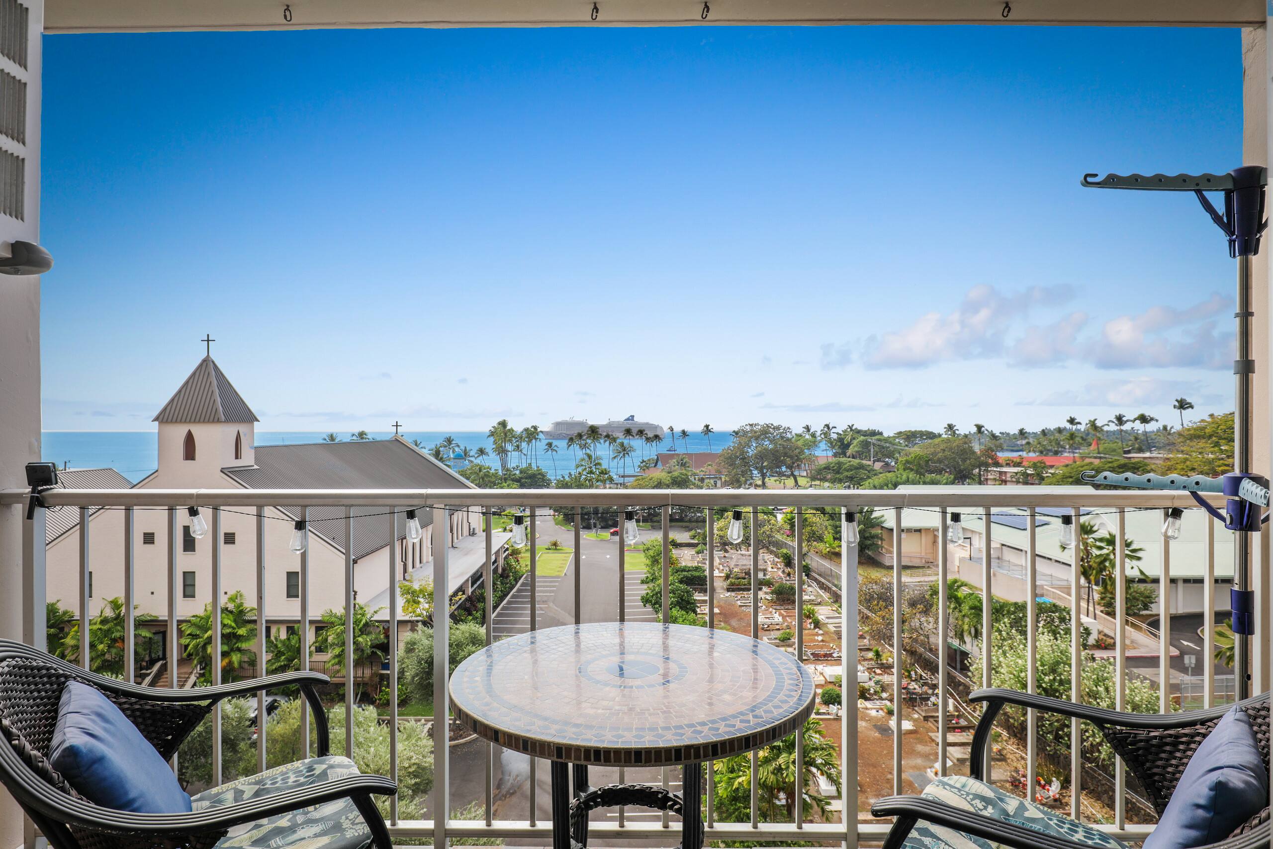 Condo in Kailua-Kona · ★4.83 · 1 bedroom · 2 beds · 1 bath - Image 2