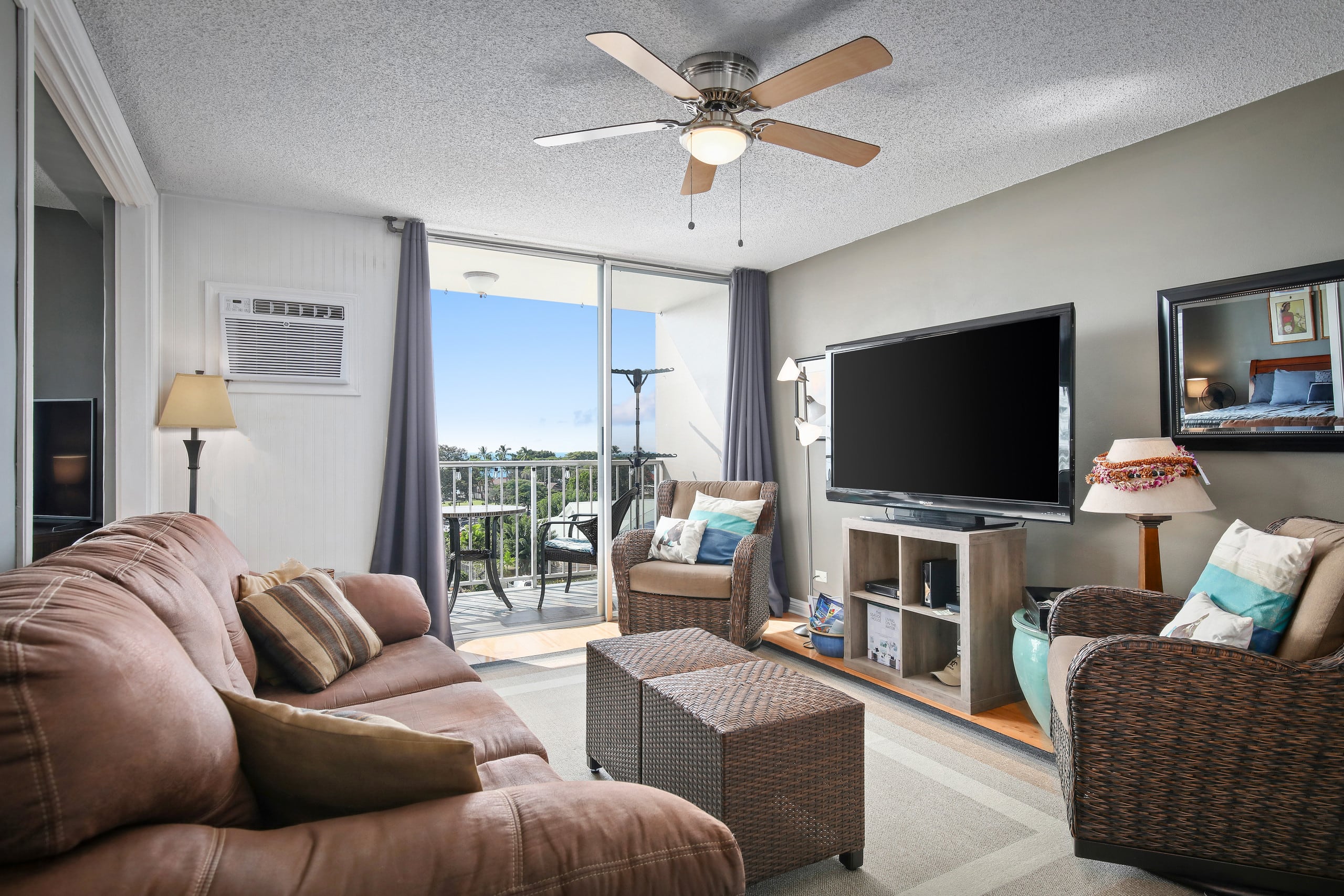 Condo in Kailua-Kona · ★4.83 · 1 bedroom · 2 beds · 1 bath - Image 8