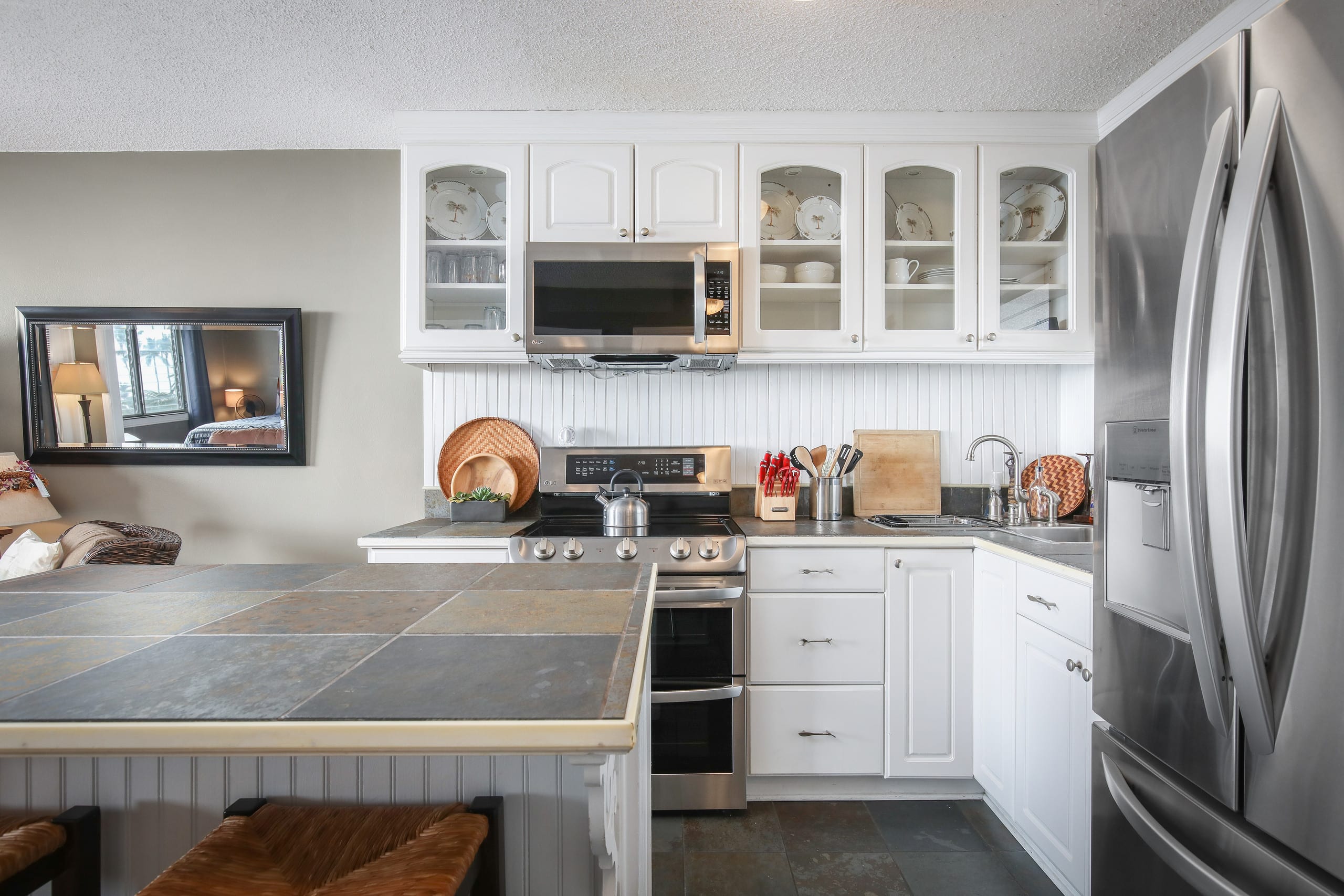 Condo in Kailua-Kona · ★4.83 · 1 bedroom · 2 beds · 1 bath - Image 5