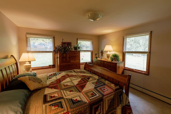 غرفة النوم 2