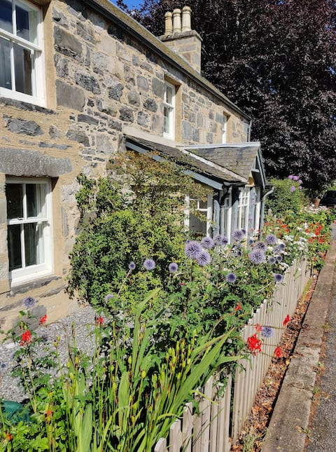 Rathmhor, Lynchat, Cairngorms National Park
