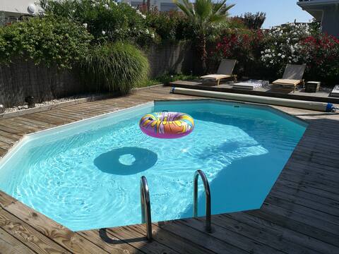 Villa pool 6/8 people near Montpellier (tram)