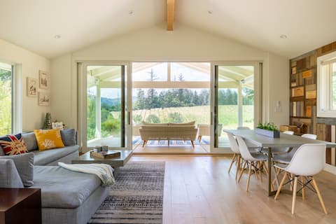 Successful Airbnb property: Luxe Guest Suite in Dry Creek 5 mins From Town! in Healdsburg