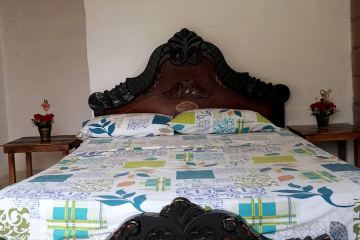Additional queen bedrooms – 13 total queens available