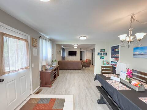 Cozy, clean & conveniently located in Big Lake