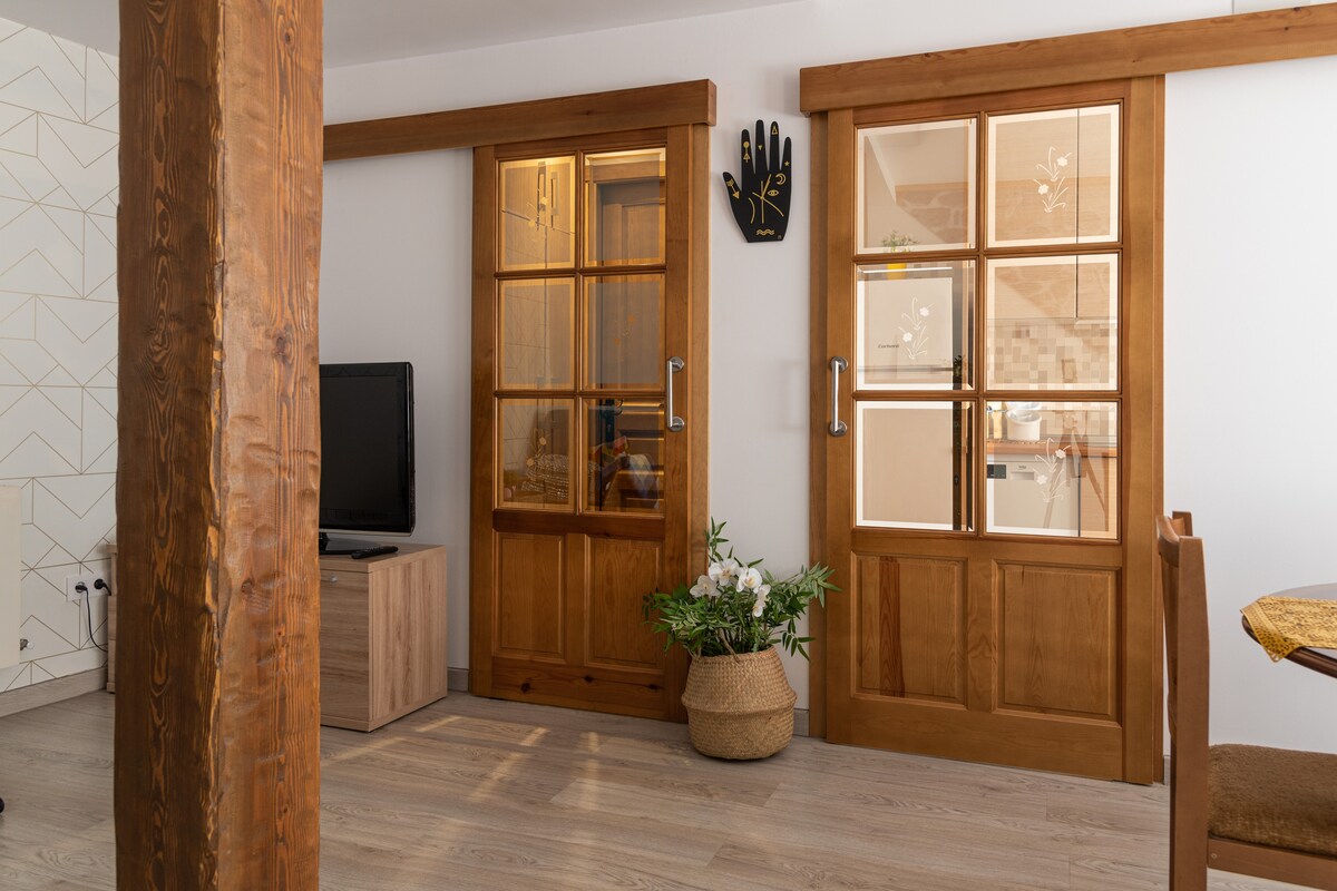 Successful Airbnb property: Grandma Carmen's House, Renovated June 2021 in Ávila