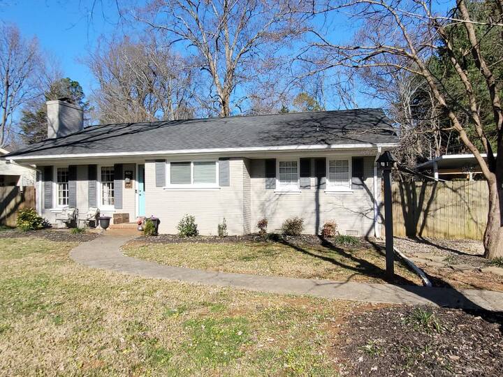 3 camas y 1ba Casa privada/el propietario utiliza un lado privado