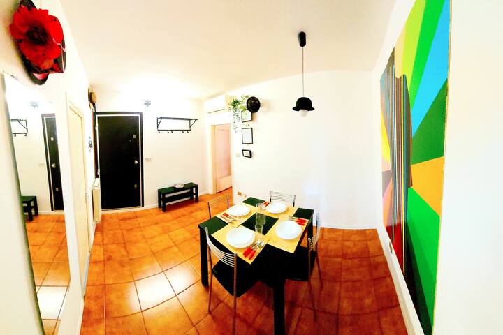 The Hatter’s Venice Apartment gallery image 5