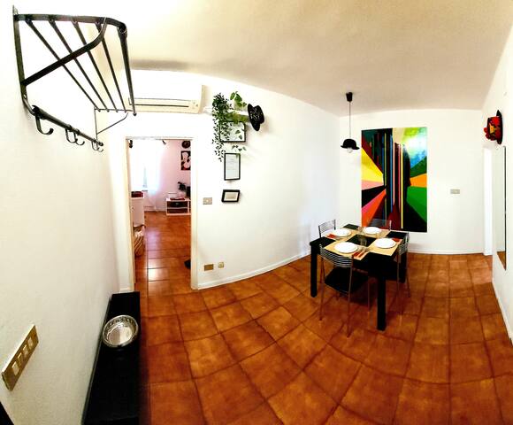 The Hatter’s Venice Apartment gallery image 4