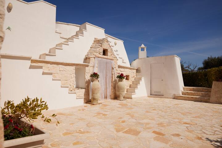 Trullo Sasamaka Puglia gallery image 2