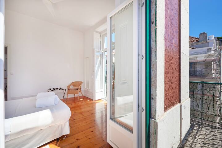 Deluxe with balcony by MS Apartments gallery image 5