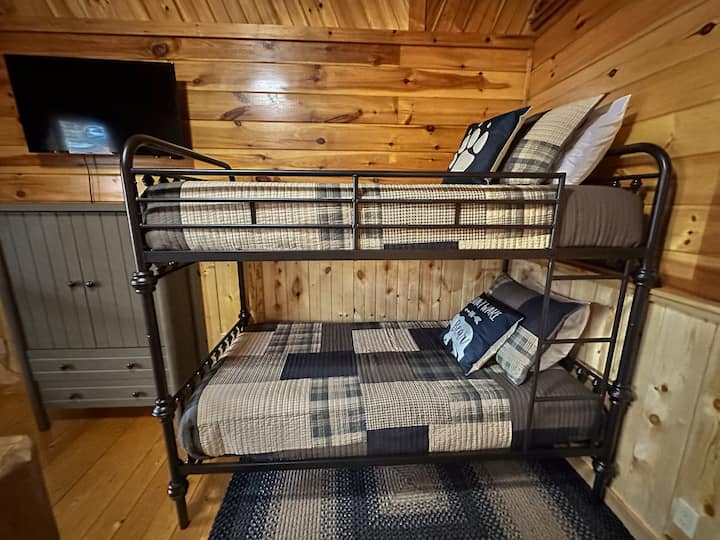 twin over twin bunks - weight limit 200 pounds 
