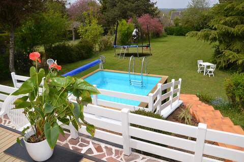 Villa with a pool near Disneyland and Paris