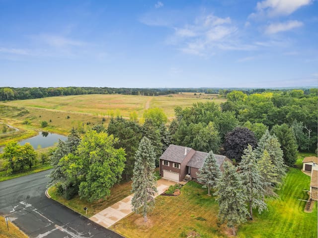 Lake Elmo Place, rural setting, near Woodbury