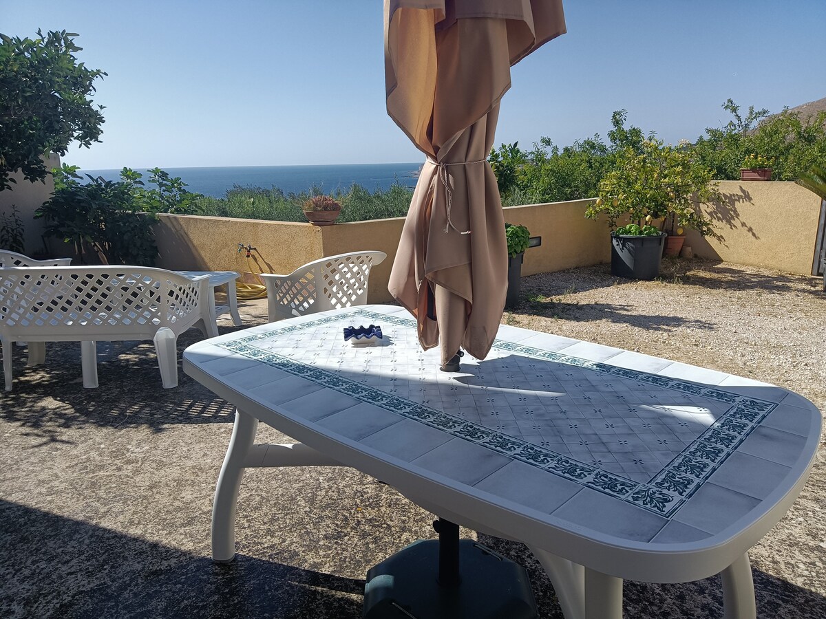 Annonce Airbnb populaire: Citrus house à San Vito Lo Capo
