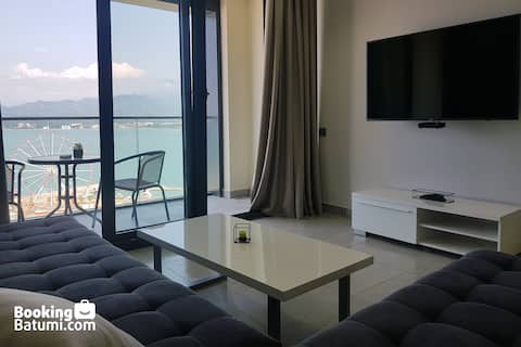 Sunrise Apartment by the Sea